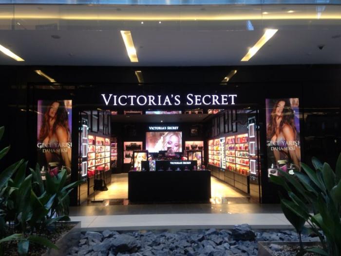 Victoria&rsquo;s Secret Zorlu&rsquo;da transfobi | Kaos GL - LGBTİ+ Haber Portalı Haber